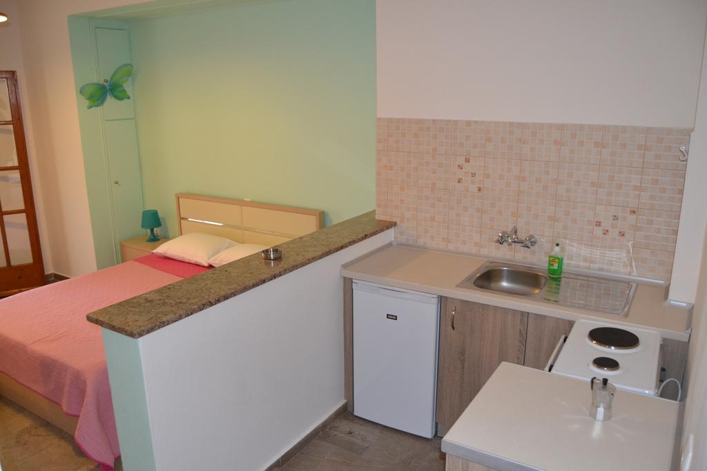 Anna Apartments Контокали Экстерьер фото